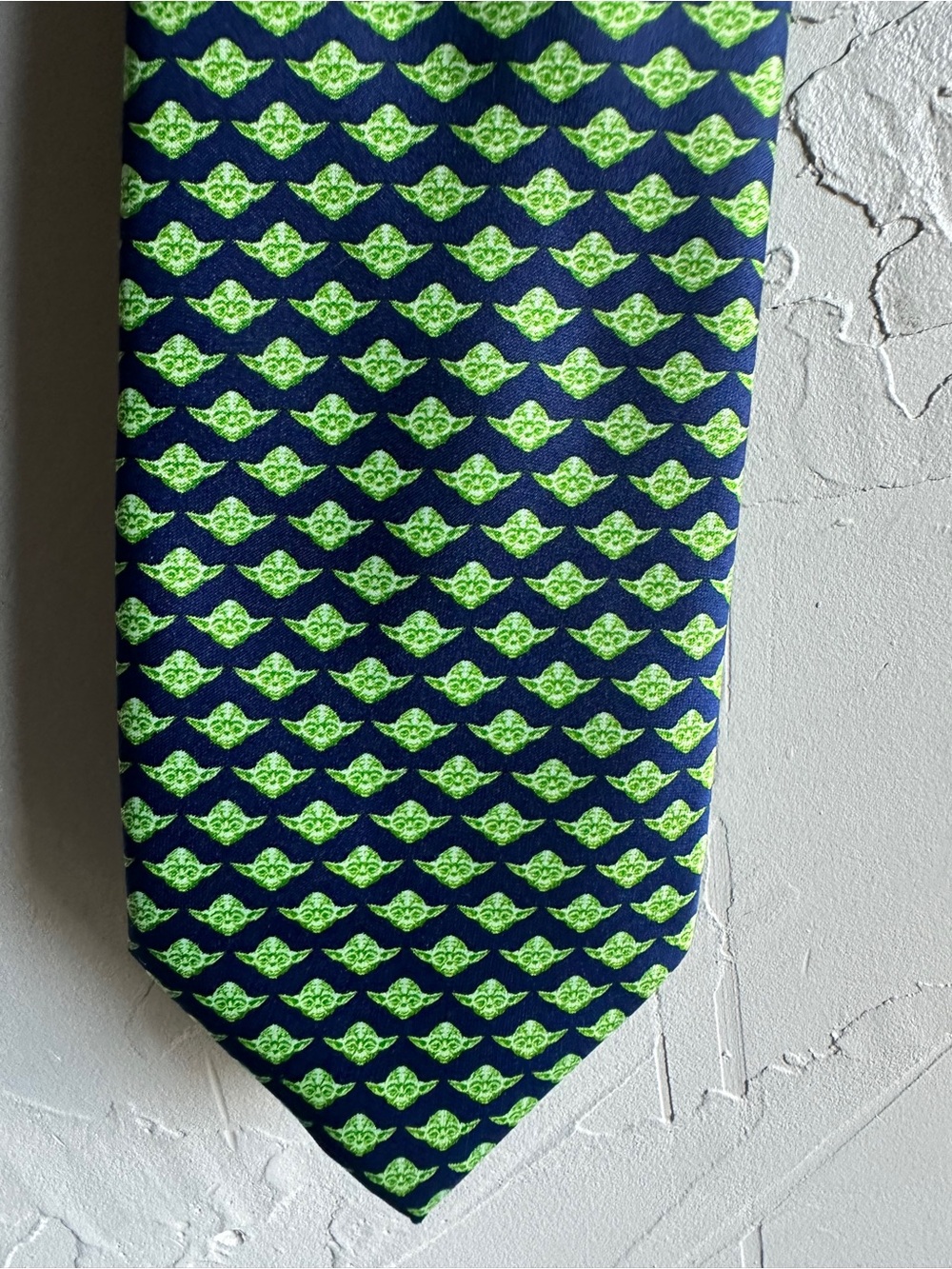 Star Wars Yoda Tie Navy Green Novelty Geek Chic Preppy Nerdcore Mens Necktie